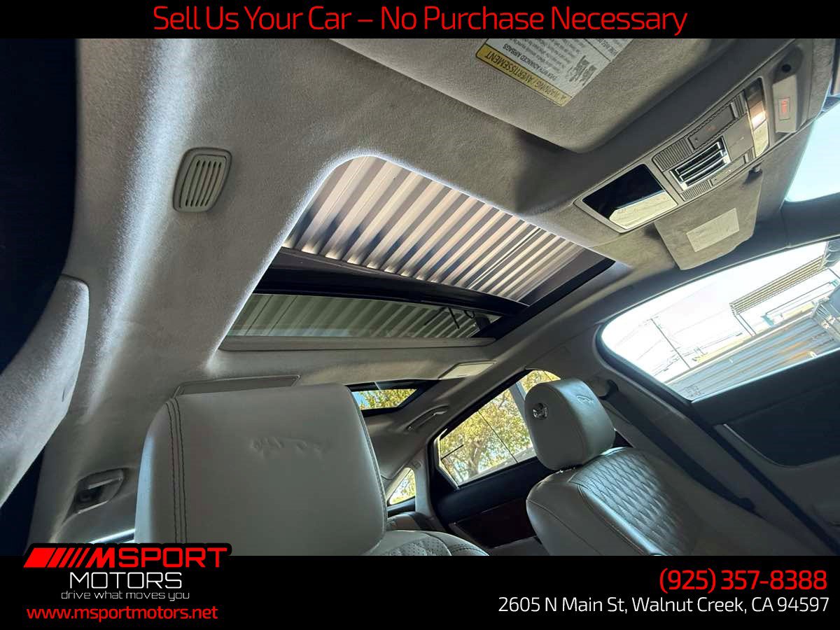 Used 2019 Jaguar XJ L Portfolio RWD image 18