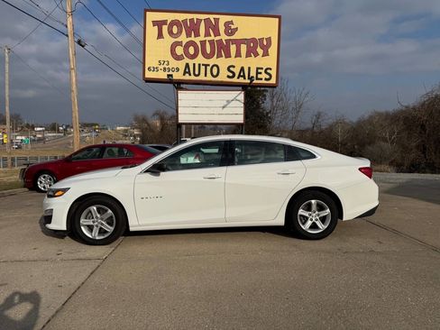 Used 2020 Chevrolet Malibu LS image 4