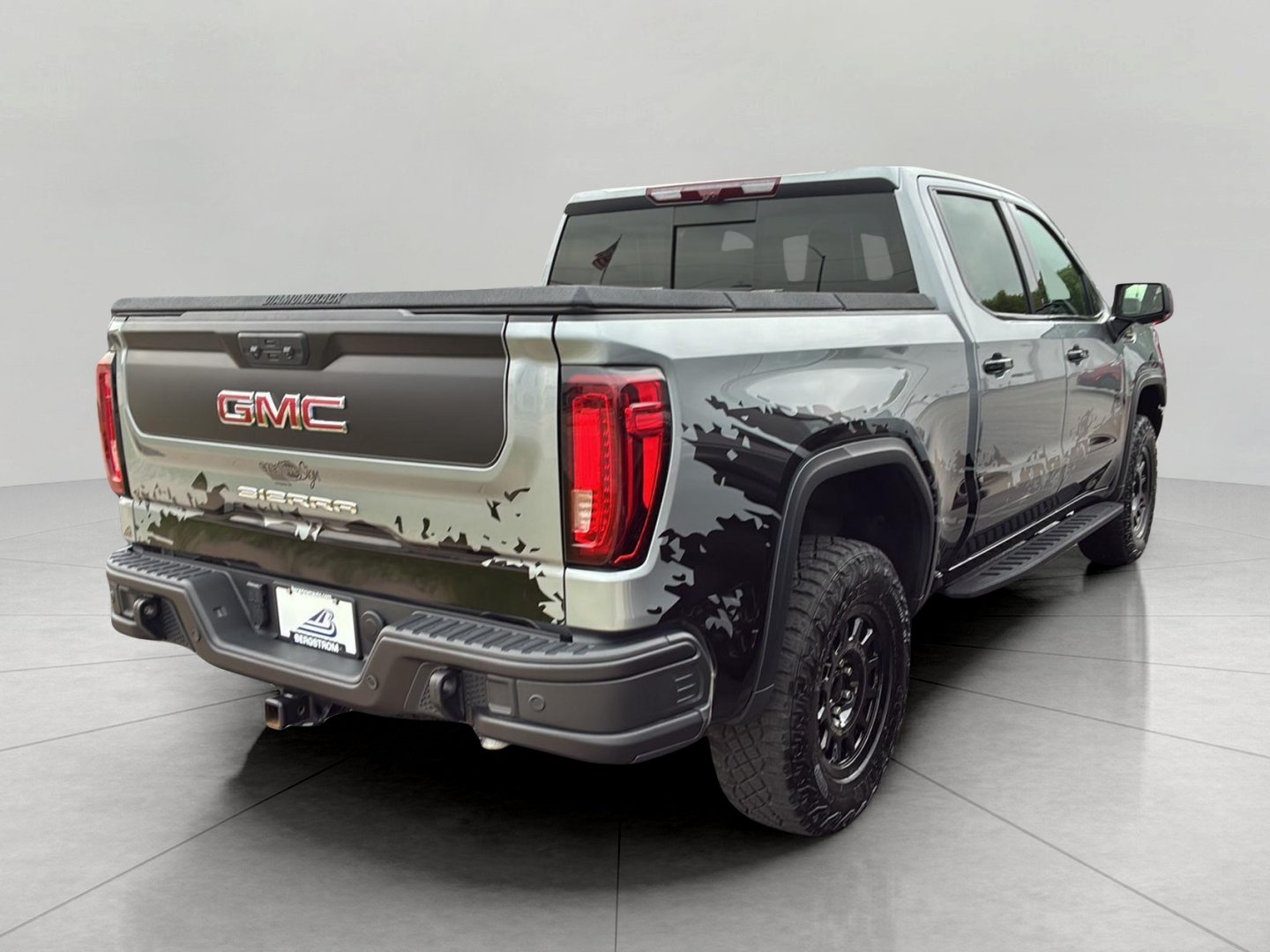 Certified 2024 GMC Sierra 1500 AT4X w/ AT4X AEV Edition AWD/4WD image 9