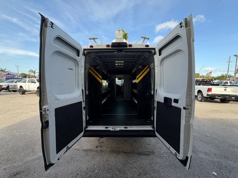 Used 2023 RAM ProMaster 3500 FWD image 6
