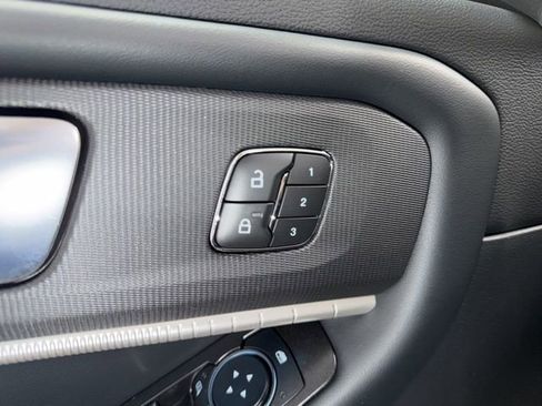 New 2026 Ford Explorer Tremor w/ Tremor Convenience Package image 11