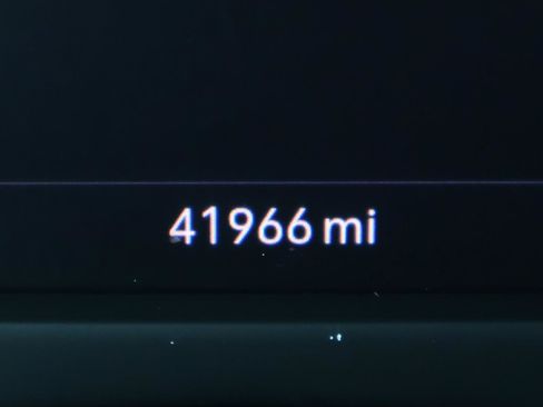 Certified 2022 Cadillac XT4 Sport w/ Safety Alert Package image 31