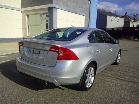Used 2016 Volvo S60 T5 Premier w/ Convenience Package image 71