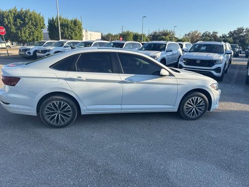Used 2021 Volkswagen Jetta image 6