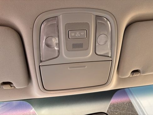 Used 2018 Kia Optima S image 15