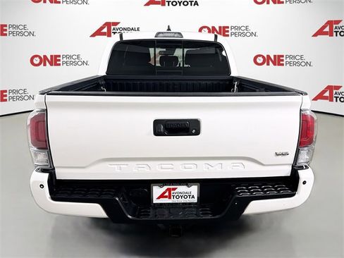 Certified 2020 Toyota Tacoma TRD Off-Road image 6