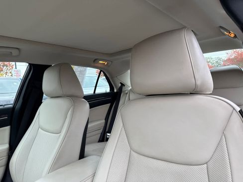 Used 2022 Chrysler 300 Touring L w/ Popular Equipment Group image 14