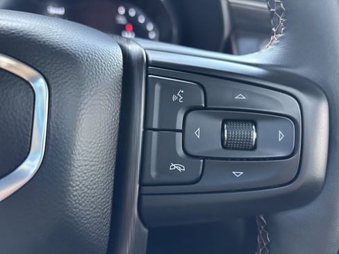 Used 2023 GMC Yukon AT4 image 35