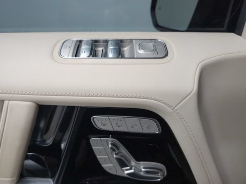 Used 2024 Mercedes-Benz G 550 image 6