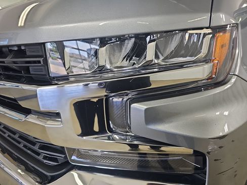 Certified 2022 Chevrolet Silverado 1500 LT AWD/4WD image 36