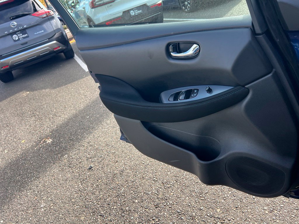 Used 2025 Nissan Leaf S FWD image 18