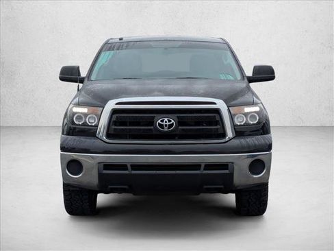 Used 2011 Toyota Tundra image 2