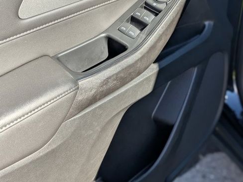 Certified 2023 Chevrolet Traverse LT w/ LPO, Cargo Package image 11