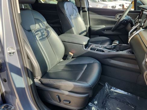Used 2023 Kia Sorento X-Line EX image 20
