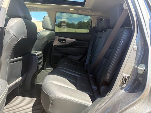 Used 2023 Nissan Murano SV AWD/4WD image 10