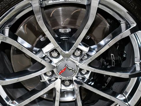 Used 2018 Chevrolet Corvette Grand Sport RWD image 90