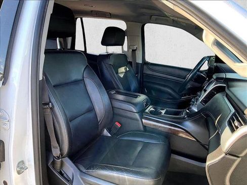 Used 2019 Chevrolet Tahoe LT image 9