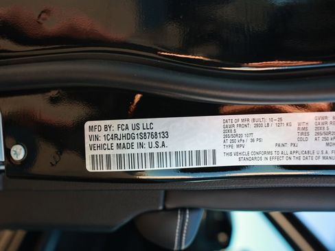 New 2025 Jeep Grand Cherokee Overland image 32