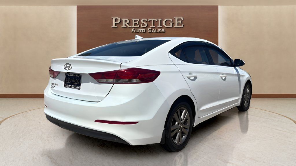 Used 2018 Hyundai Elantra SEL FWD image 32