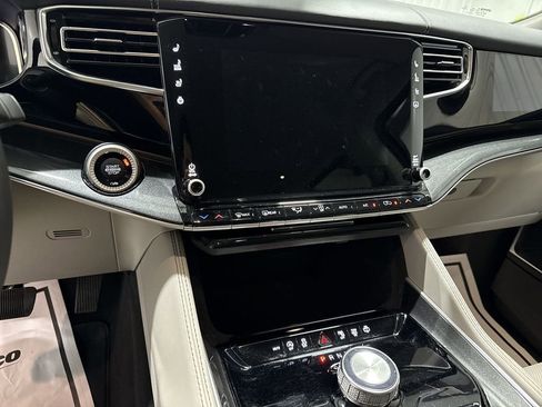 Used 2022 Jeep Wagoneer Series I image 17