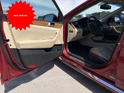 Used 2015 Hyundai Sonata Limited image 10