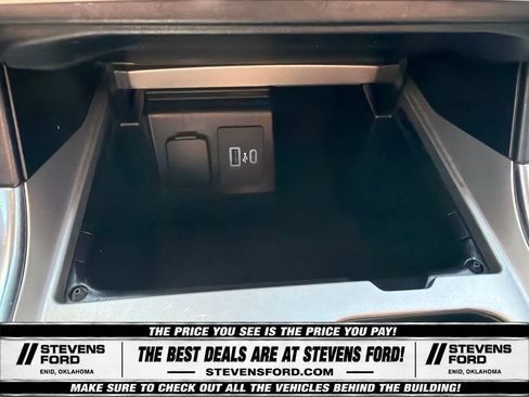 Used 2023 Ford Explorer XLT w/ Equipment Group 202A AWD/4WD image 29