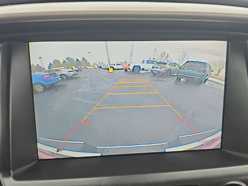 Used 2015 GMC Canyon SLE w/ SLE Convenience Package image 18