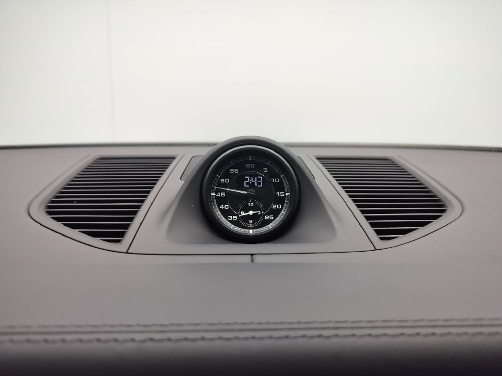 Used 2023 Porsche Macan GTS AWD/4WD image 13