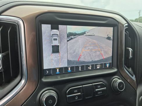 Used 2019 Chevrolet Silverado 1500 High Country w/ Trailer Camera Package AWD/4WD image 24