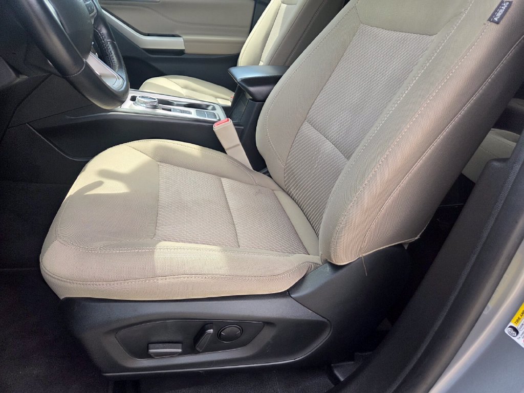 Used 2023 Ford Explorer XLT RWD image 10