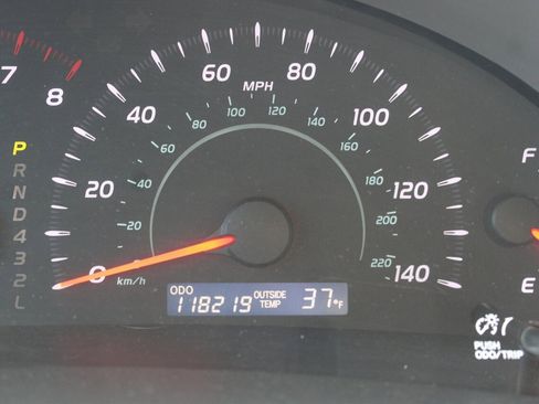 Used 2008 Toyota Camry LE image 5