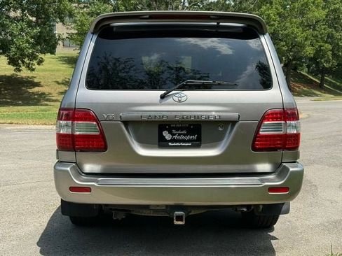 Used 2006 Toyota Land Cruiser AWD/4WD image 5