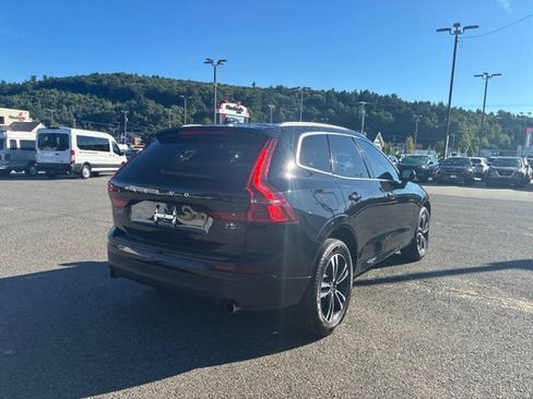 Used 2020 Volvo XC60 T5 Momentum w/ Protection Package AWD/4WD image 7