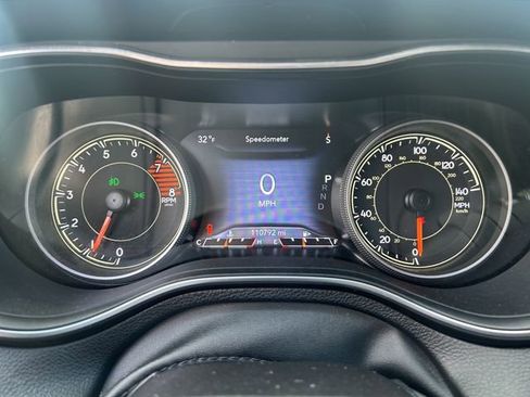 Used 2021 Jeep Cherokee Latitude Lux w/ Comfort/Convenience Group image 13