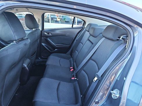 Used 2015 MAZDA MAZDA3 i Touring image 22