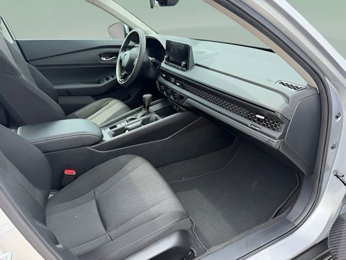 Used 2024 Honda Accord EX image 26