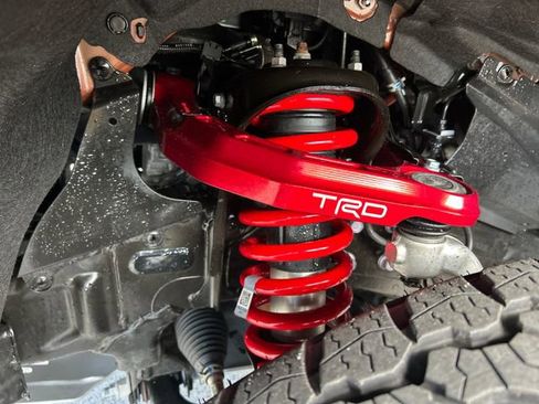 Used 2024 Toyota Tacoma TRD Pro image 31