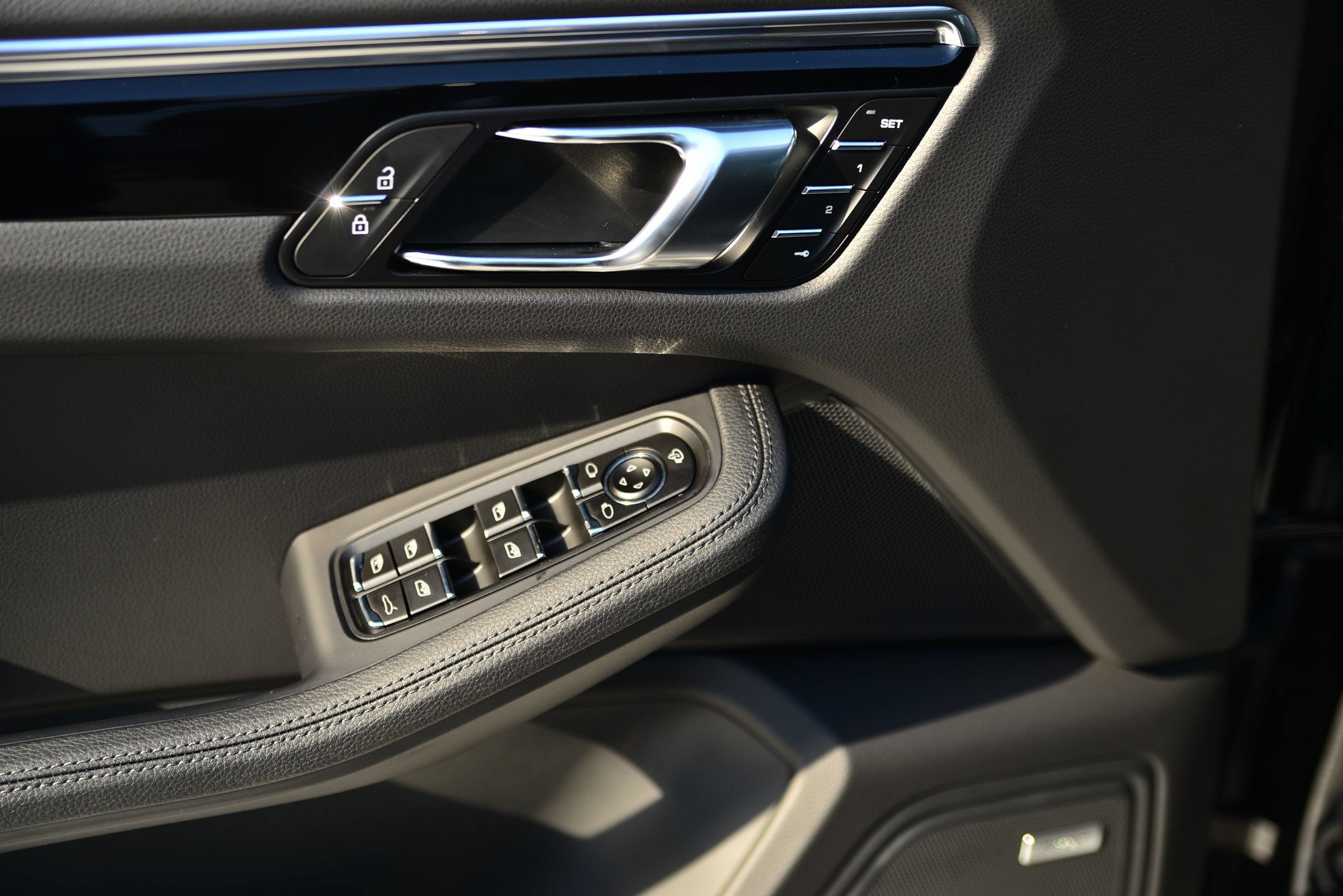 Certified 2026 Porsche Macan S AWD/4WD image 12