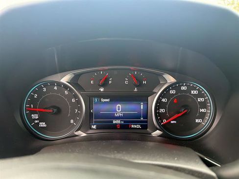 Used 2023 Chevrolet Equinox RS w/ LPO, Floor Liner Package image 10