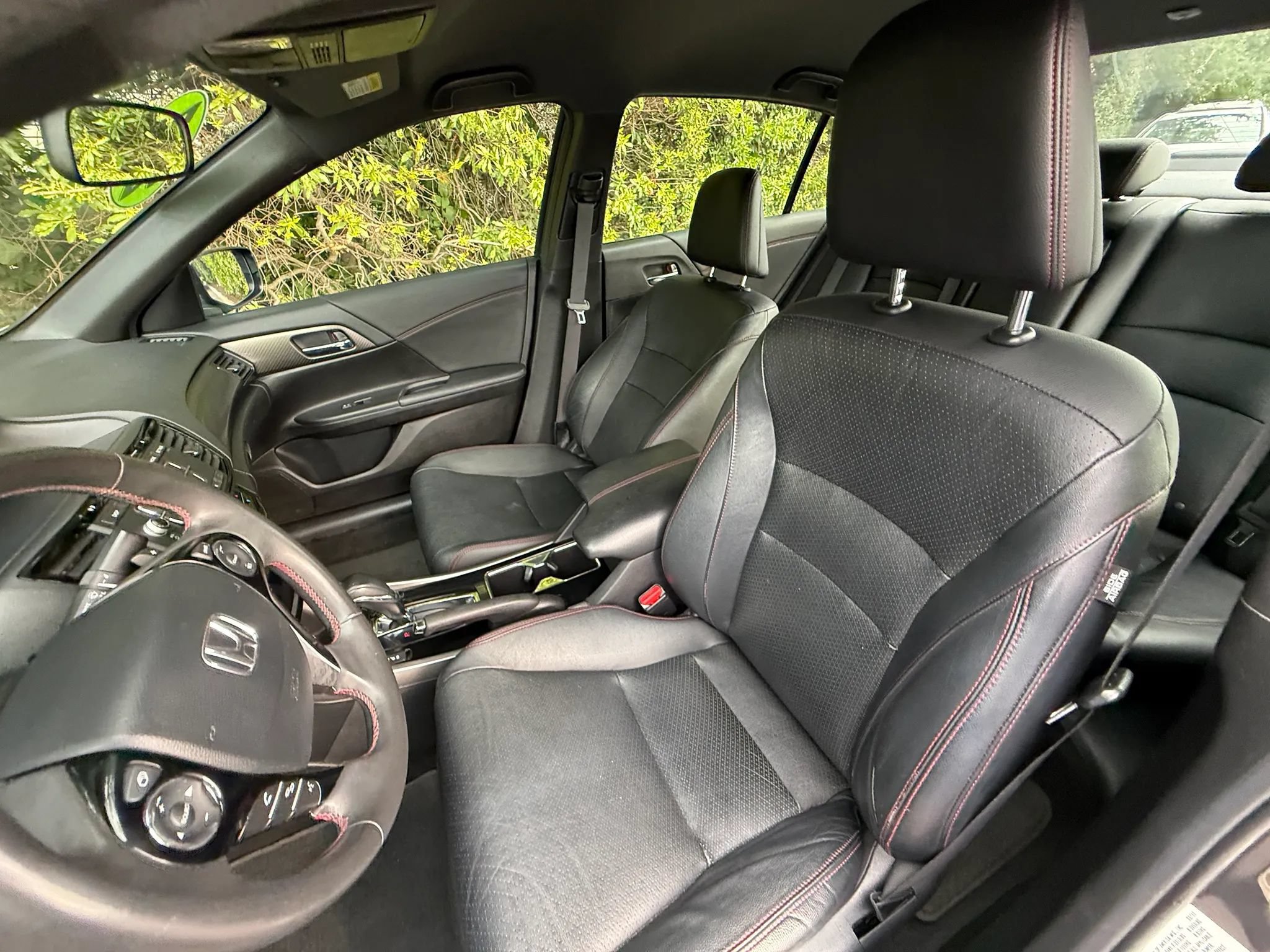 Used 2017 Honda Accord Sport Special Edition image 2