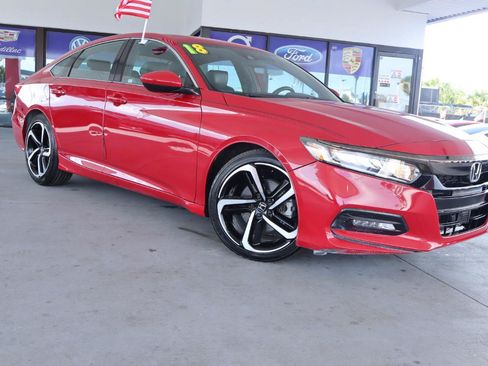 Used 2018 Honda Accord Sport image 3