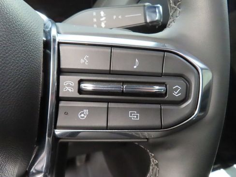 Used 2025 GMC Yukon XL Denali w/ Sun & Power Step Package AWD/4WD image 54