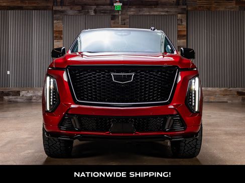 Used 2026 Cadillac Escalade V w/ LPO, Floor Liner Package AWD/4WD image 4