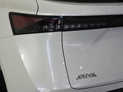 Used 2024 Nissan Ariya FWD image 28
