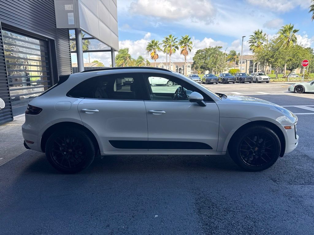 Used 2017 Porsche Macan GTS AWD/4WD image 8