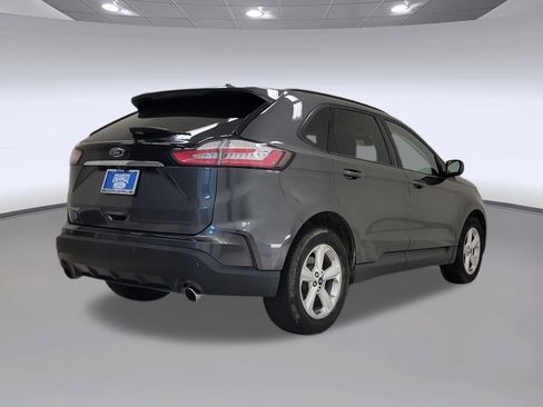 Used 2020 Ford Edge SE FWD image 7