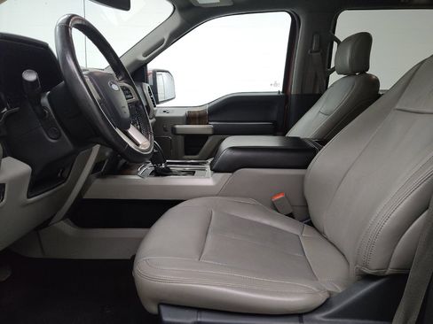 Used 2020 Ford F150 Lariat w/ Equipment Group 502A Luxury AWD/4WD image 17
