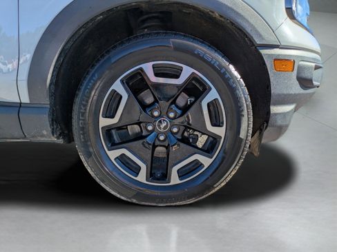 Used 2021 Ford Bronco Sport Outer Banks w/ Outer Banks Package (96D) image 12