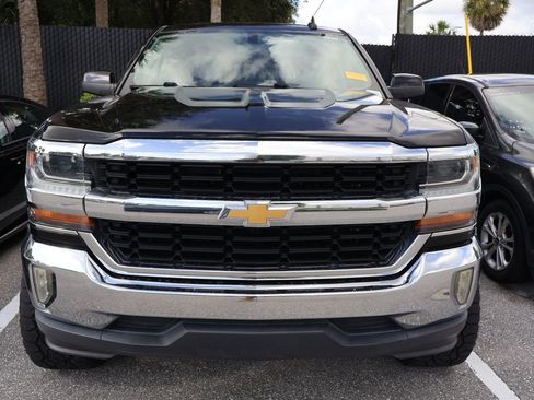 Used 2017 Chevrolet Silverado 1500 LT w/ All Star Edition RWD image 5