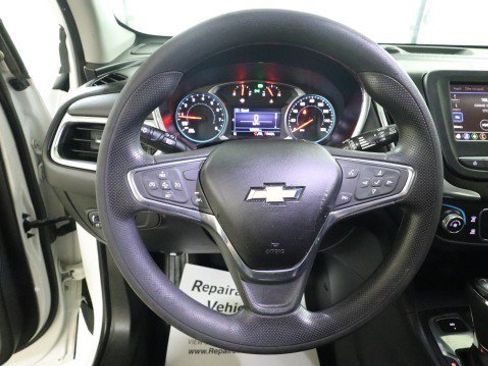 Used 2021 Chevrolet Equinox LT AWD/4WD image 19
